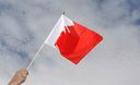 Bahrain - Stockflagge 30 x 45 cm