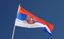 Serbien mit Wappen - Stockflagge 30 x 45 cm