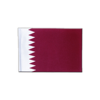 Drapeau en satin Qatar - 15 x 22 cm
