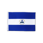 Nicaragua Satin Flagge 15 x 22 cm