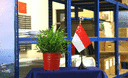 Singapour - Mini drapeau de table 10 x 15 cm