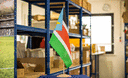 Sud-Soudan - Grand drapeau de table 30 x 45 cm, bois