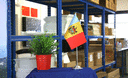 Moldawien - Satin Tischflagge 15 x 22 cm