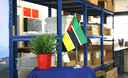 Mosambik - Satin Tischflagge 15 x 22 cm