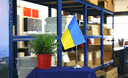 Ukraine - Satin Tischflagge 15 x 22 cm
