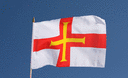 Guernsey - Stockflagge 30 x 45 cm