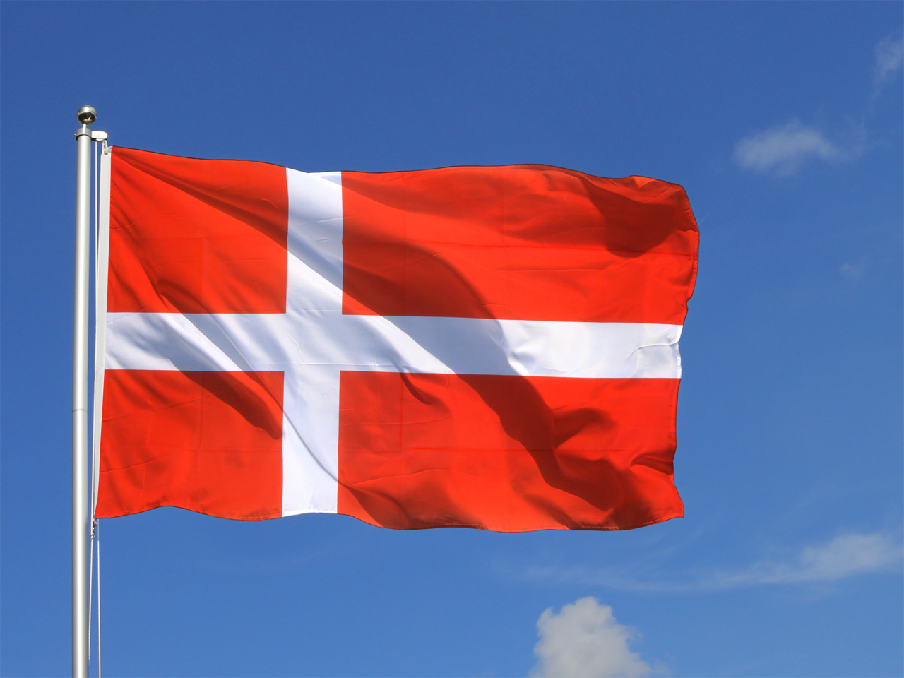Dänemark Flagge - Dänische Fahne (Dannebrog) hier kaufen