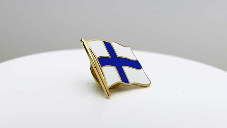 Finnland - Flaggen Pin 2 x 2 cm