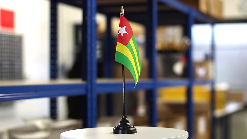 Togo - Tischflagge 10 x 15 cm