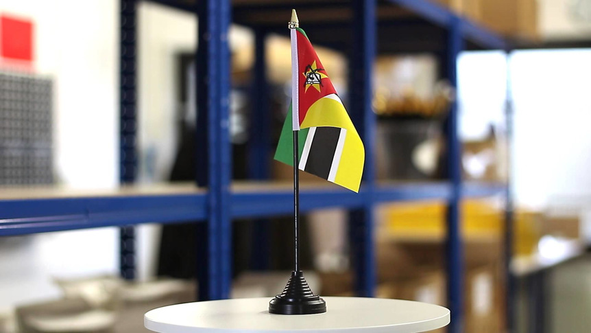 Mozambique - Mini drapeau de table 10 x 15 cm