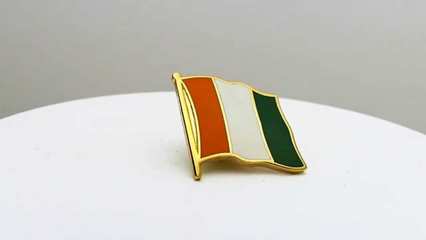 Côte d'Ivoire - Pin's drapeau 2 x 2 cm