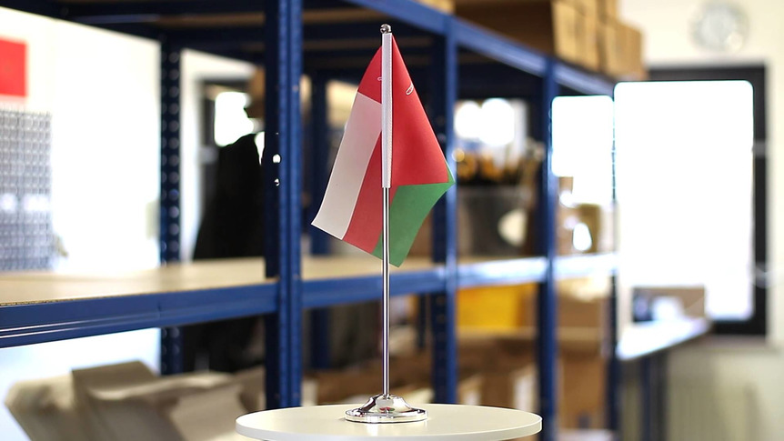 Oman - Satin Table Flag 6x9"