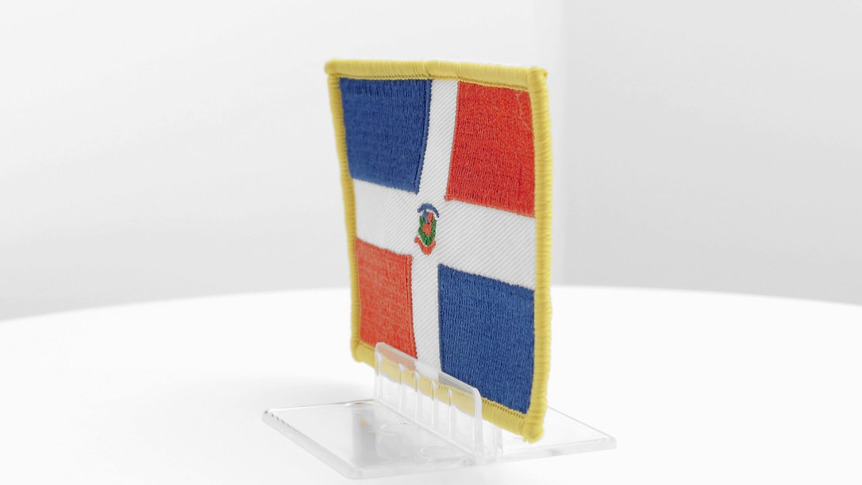 République dominicaine - Écusson 6 x 8 cm
