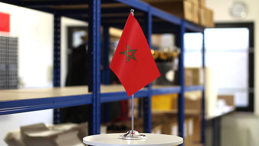 Marokko - Satin Tischflagge 15 x 22 cm