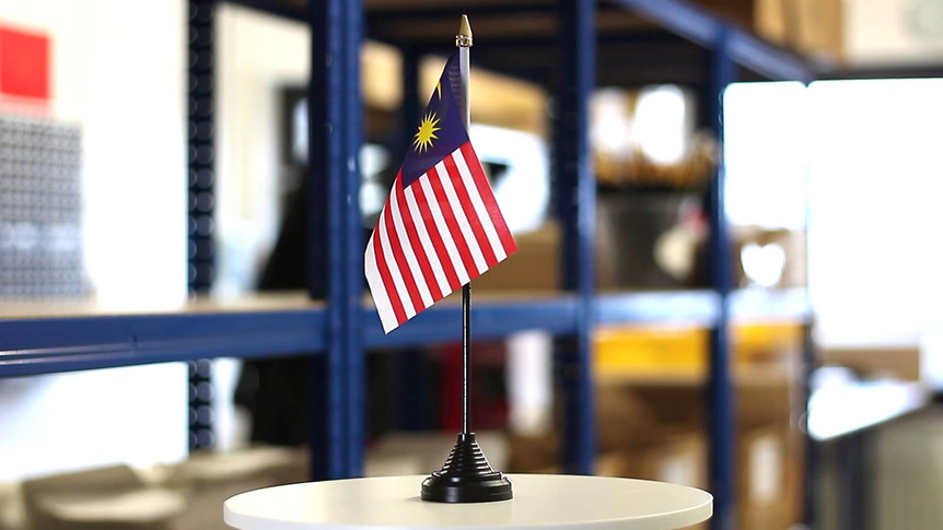 Malaisie - Mini drapeau de table 10 x 15 cm