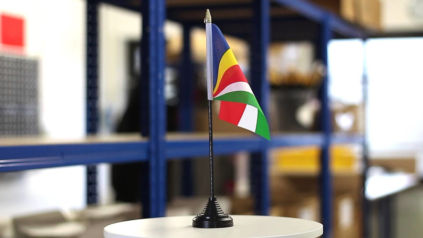 Seychelles - Mini drapeau de table 10 x 15 cm