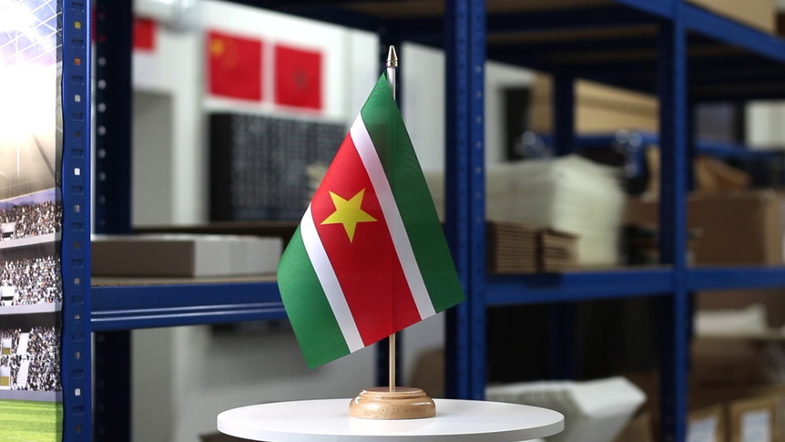 Suriname - Table Flag 6x9", wooden
