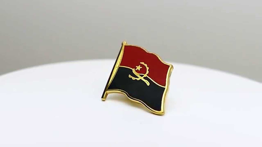 Angola - Flaggen Pin 2 x 2 cm