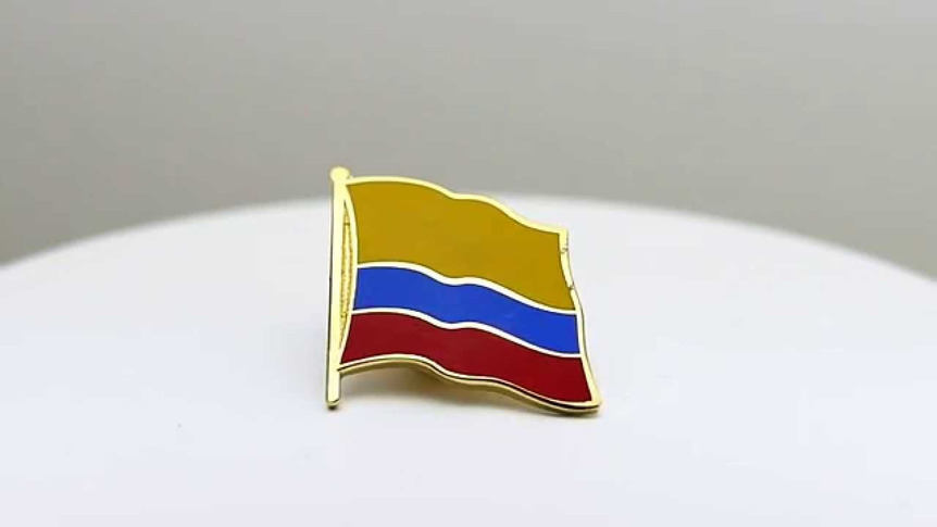 Kolumbien - Flaggen Pin 2 x 2 cm