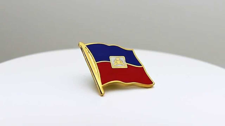 Haiti - Pin's drapeau 2 x 2 cm