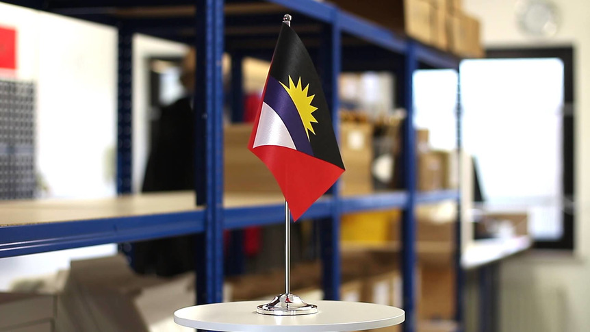 Antigua und Barbuda - Satin Tischflagge 15 x 22 cm