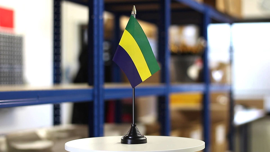 Gabon - Mini drapeau de table 10 x 15 cm