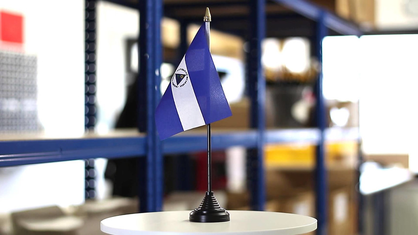 Nicaragua - Mini drapeau de table 10 x 15 cm