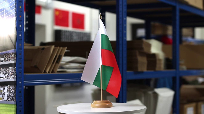 Bulgarien - Holz Tischflagge 15 x 22 cm