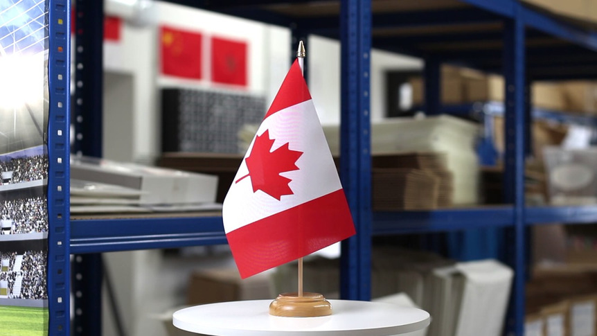 Kanada - Holz Tischflagge 15 x 22 cm