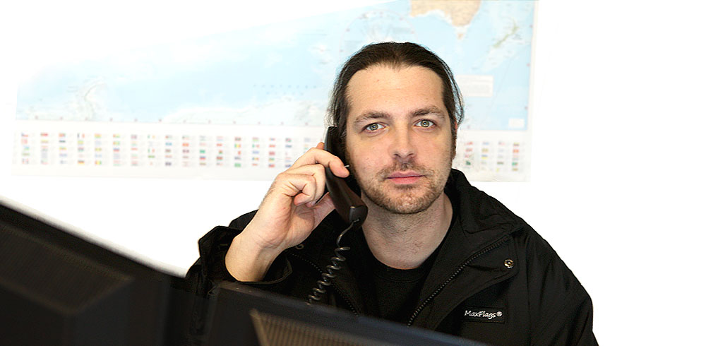 MaxFlags Customer Service Christian Radny - Royal-Flags customer service